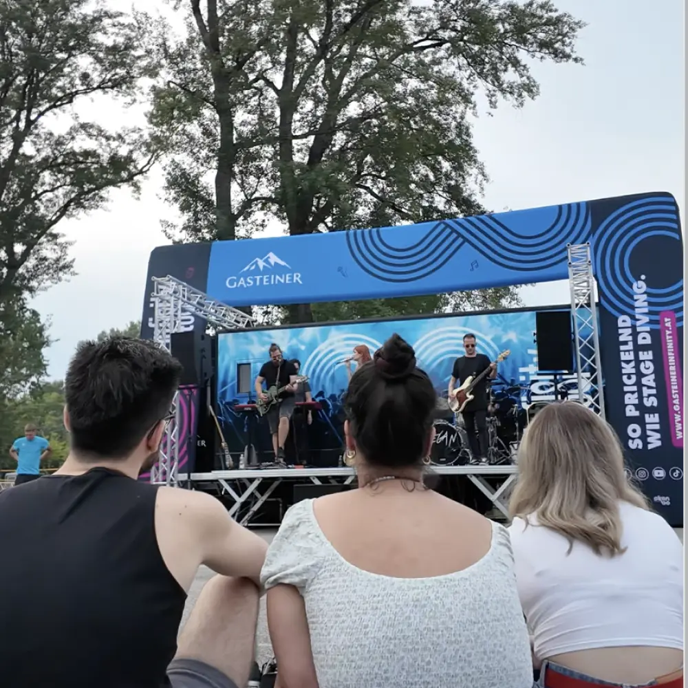 Sound Truck Stop Tulln _megan