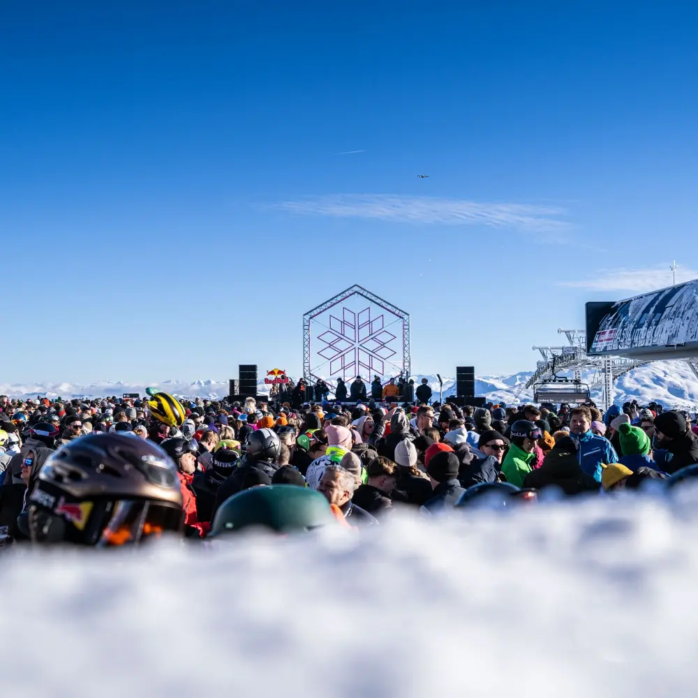 Rave On Snow