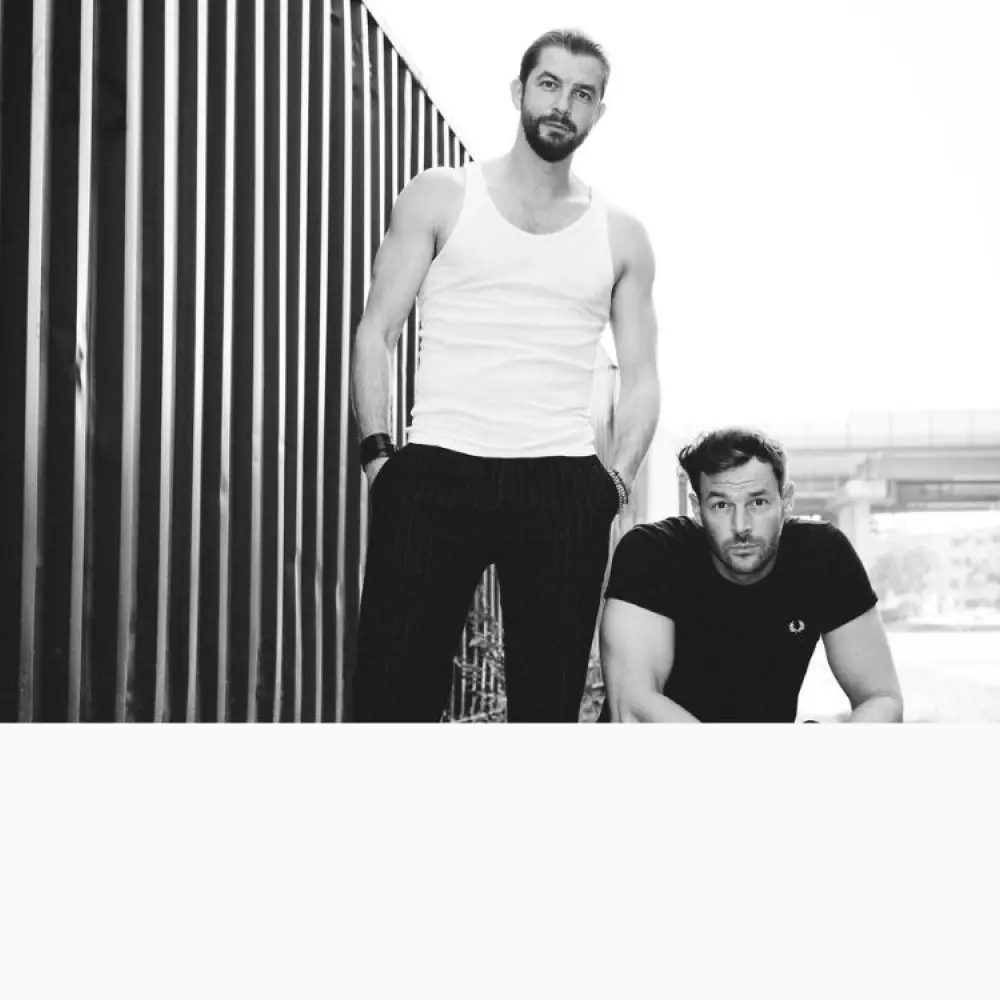 Pizzera &amp; Jaus