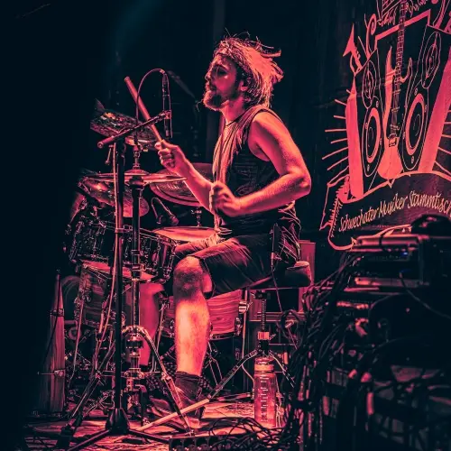 Liquid Air - Constantin Seyer